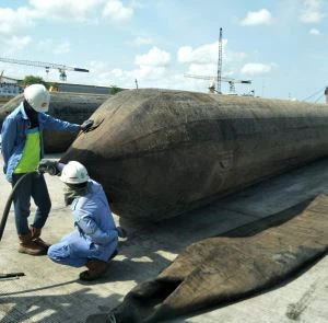 Εκκίνηση μπαλονιών πλοίων